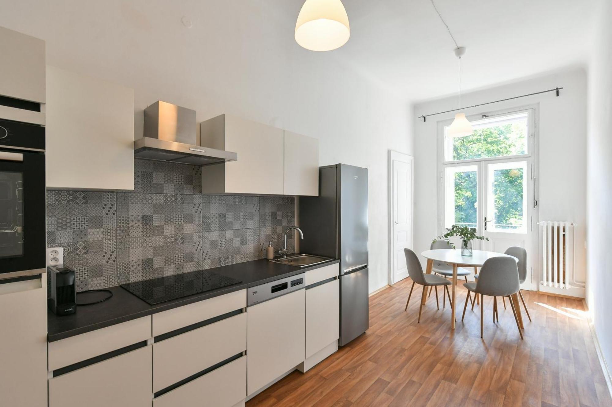 Wsp Petrin Garden Apartments Прага Екстериор снимка