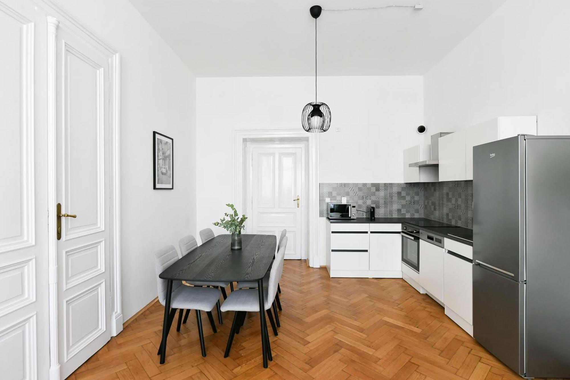 Wsp Petrin Garden Apartments Прага Екстериор снимка